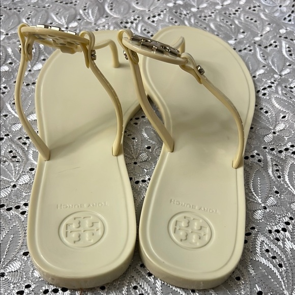 Tory Burch Cream Sandals with Gold Medallion - Picture 3 of 6